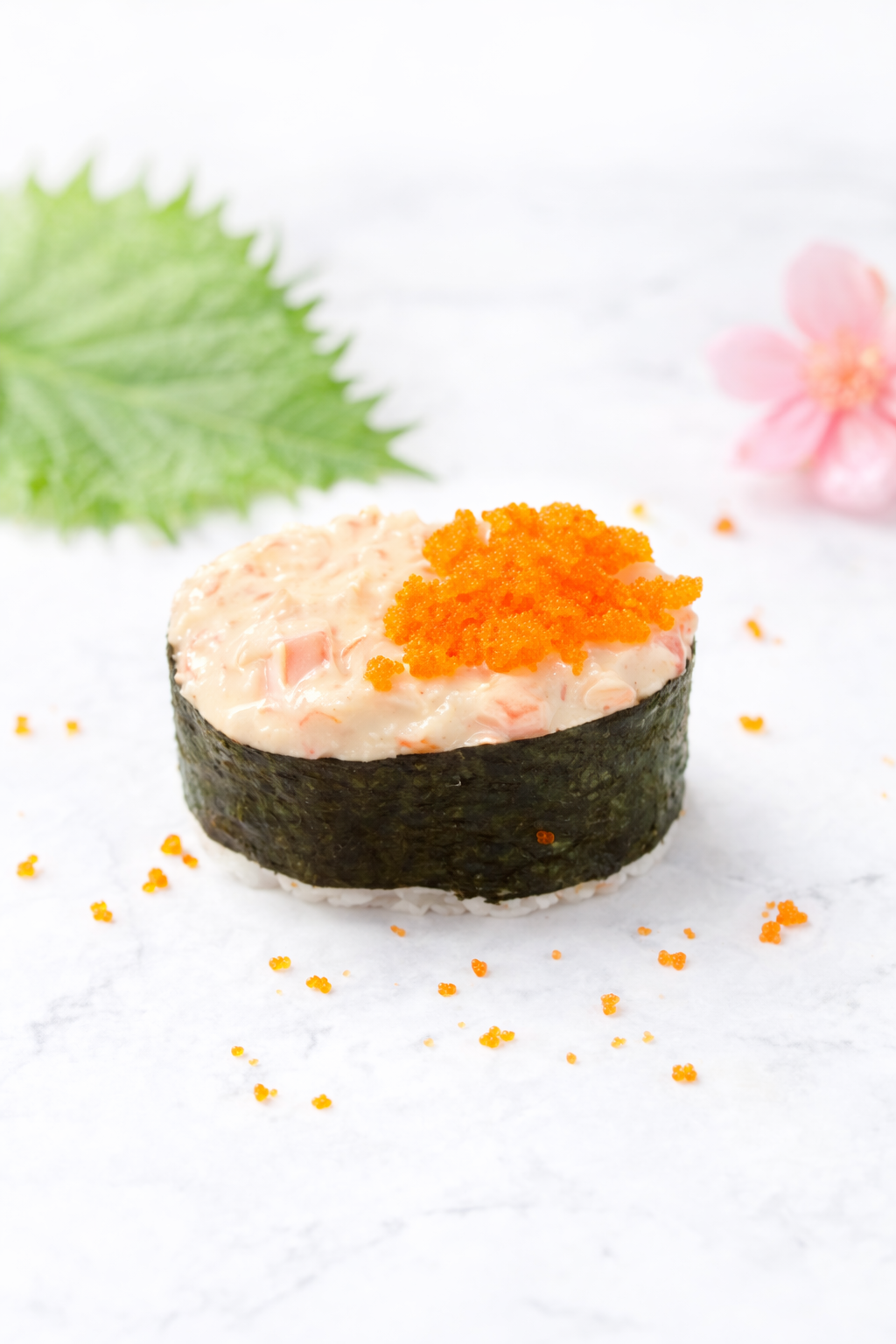 ซูชิสลัดปูอัดไข่กุ้ง